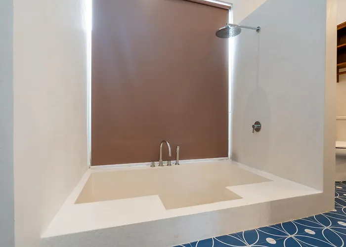 Collins Pool Villa *